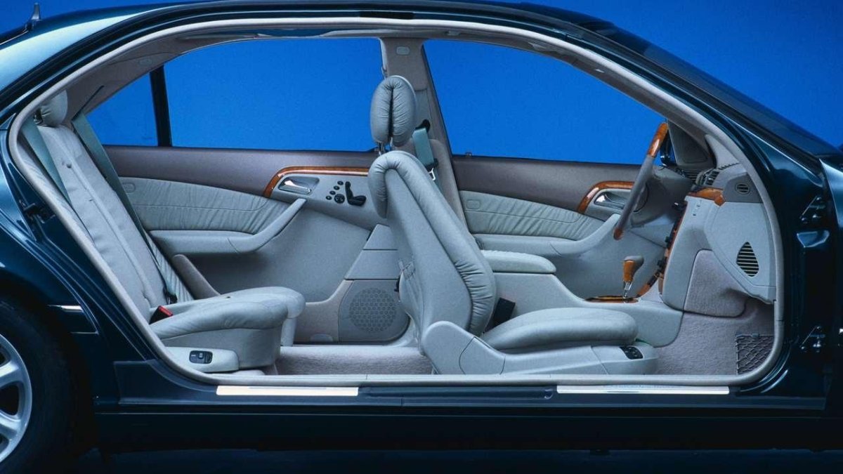 Mercedes Benz s class w220