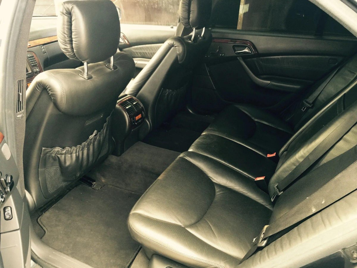 Mercedes w220 салон сзади