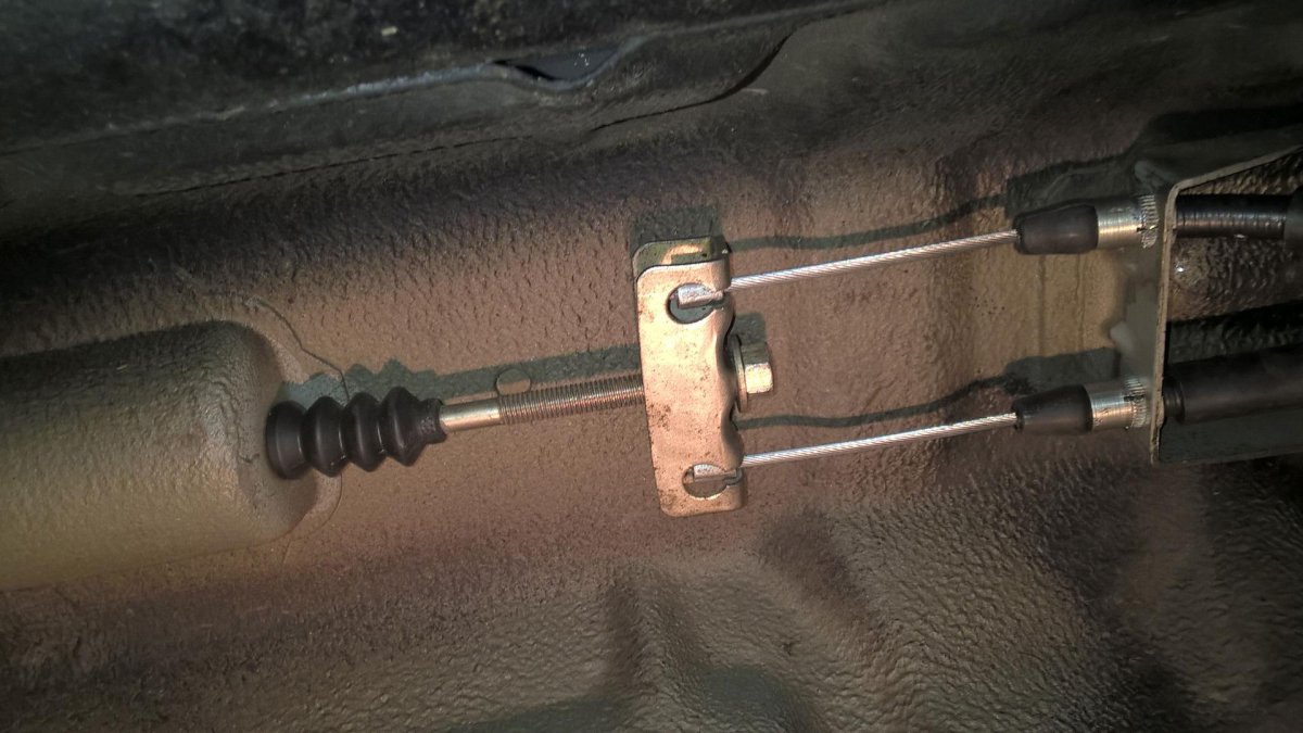 Трос ручника Лада Калина 1