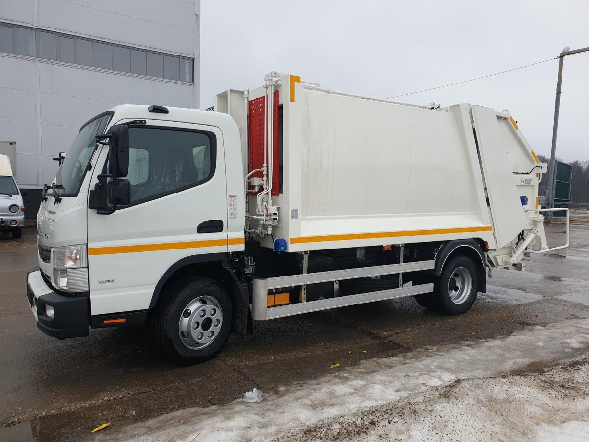 Мусоровоз Fuso Canter TF