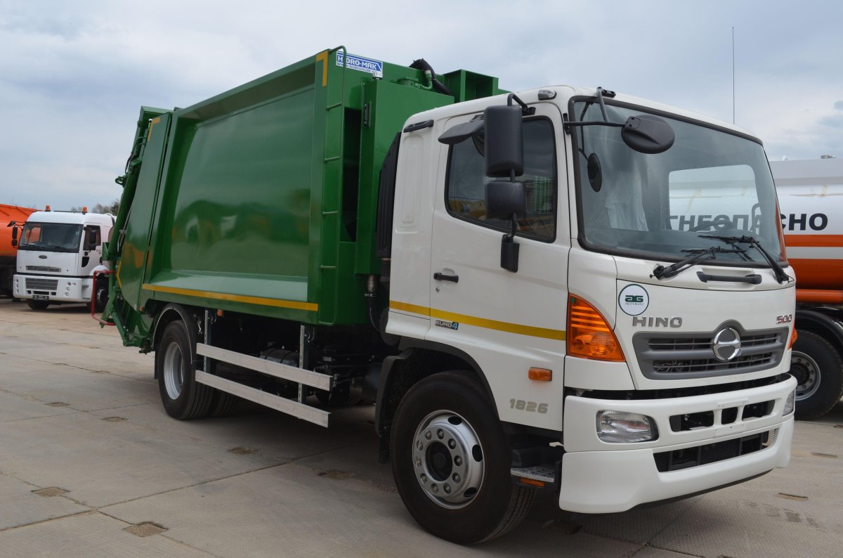 Мусоровоз Хино 500