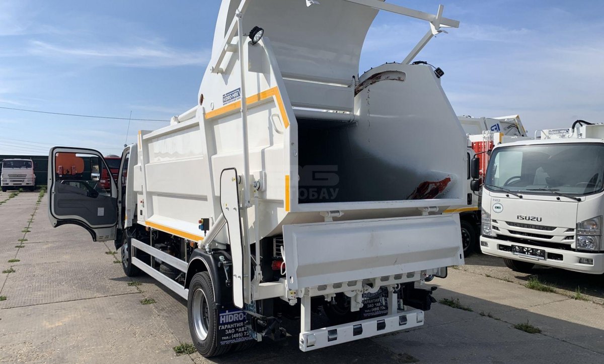 HOWO мусоровоз 8 куб