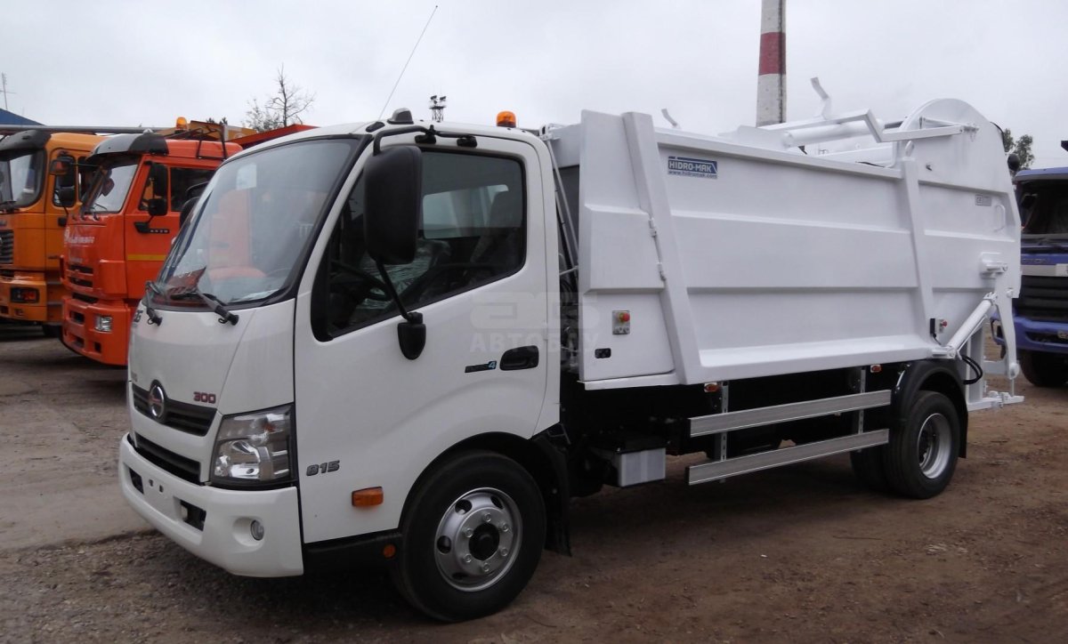 Хино 300 мусоровоз