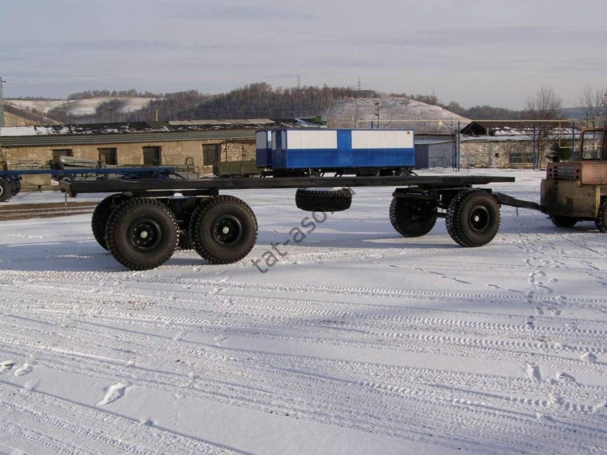 Прицеп шасси трехосный тракторный