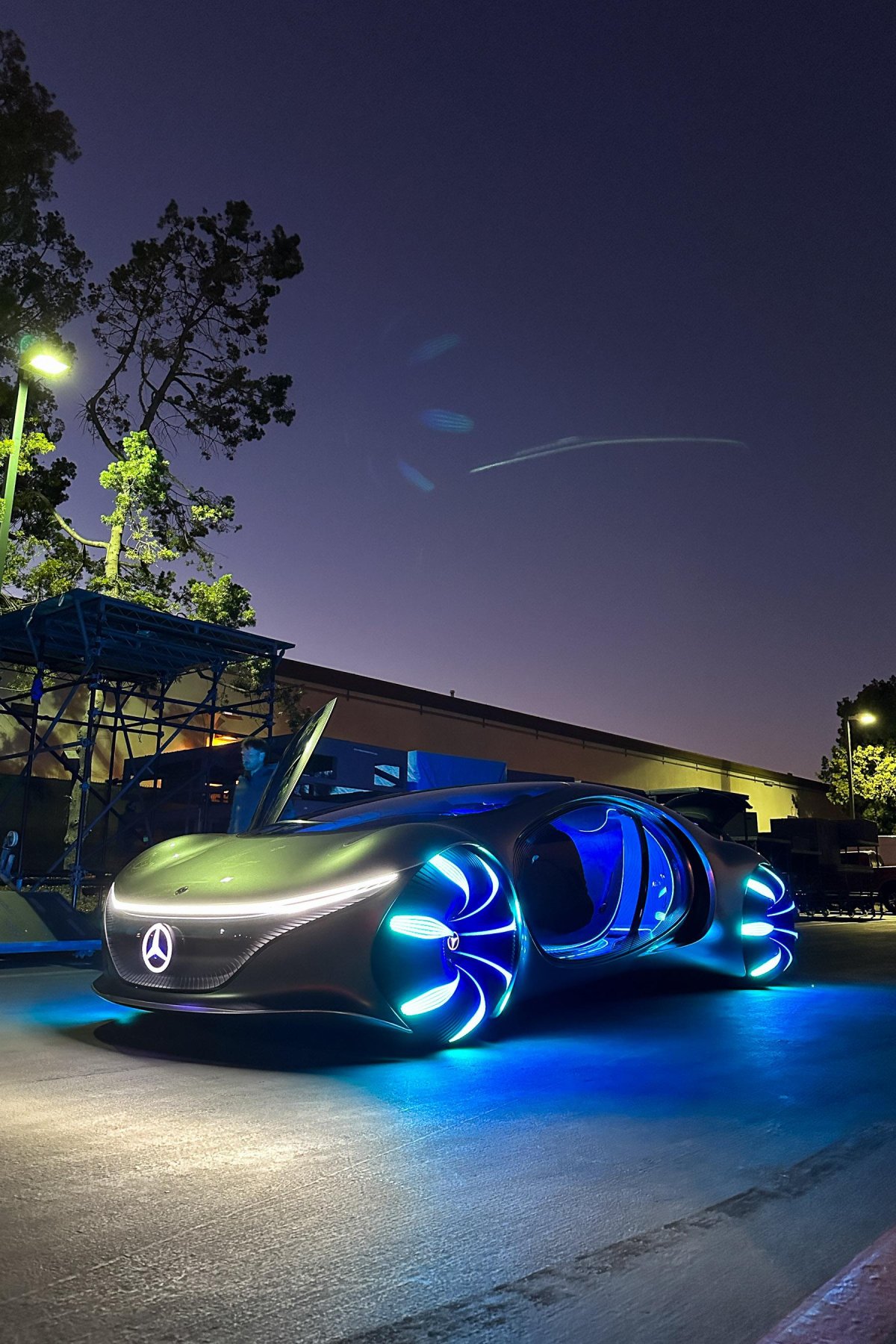 Мерседес автр