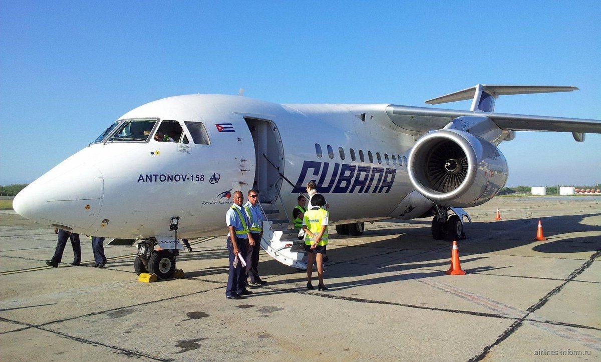 Самолет АН 158