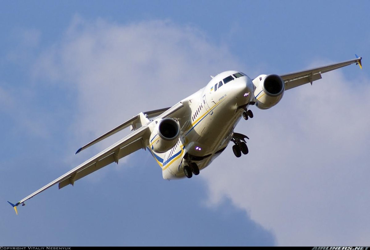 АН-178 пассажирский самолёт