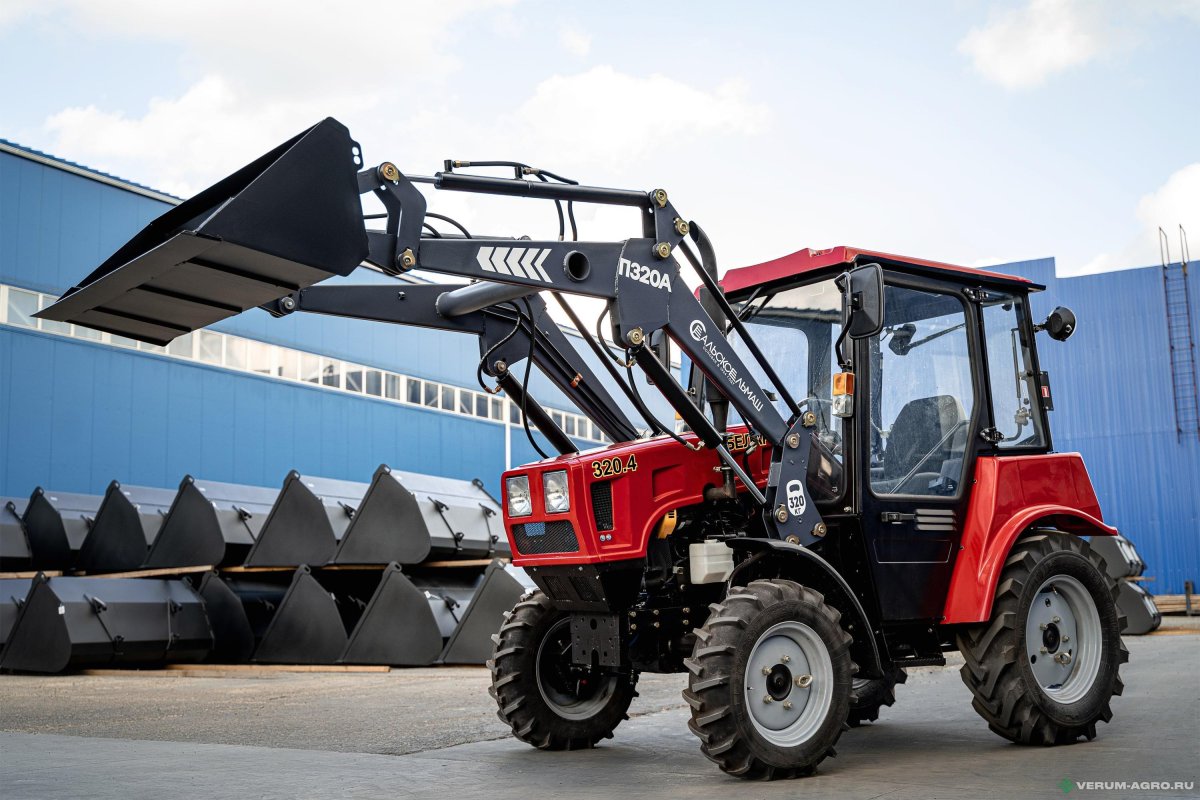 Погрузчик фронтальный п320-0а