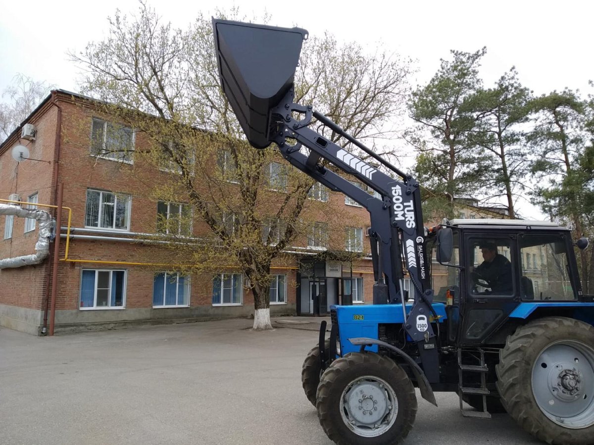 Погрузчик Турс кун 2000