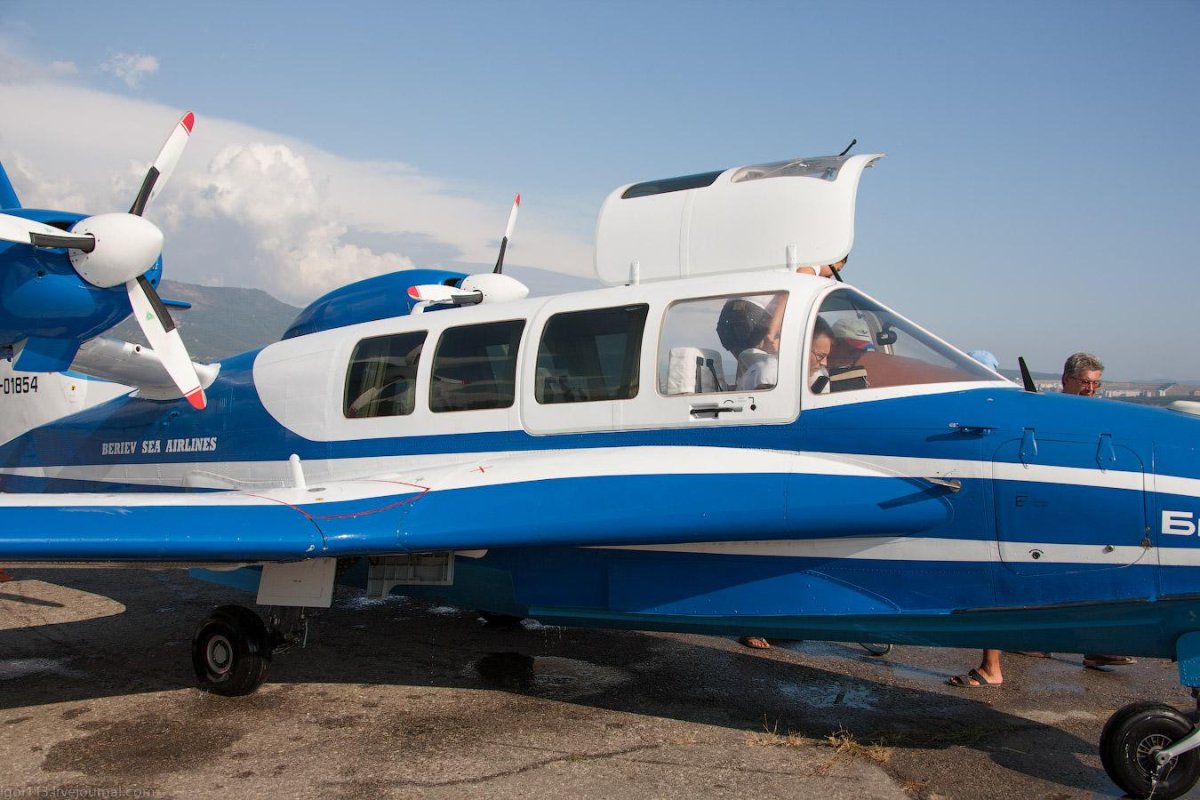 Амфибия бе 103