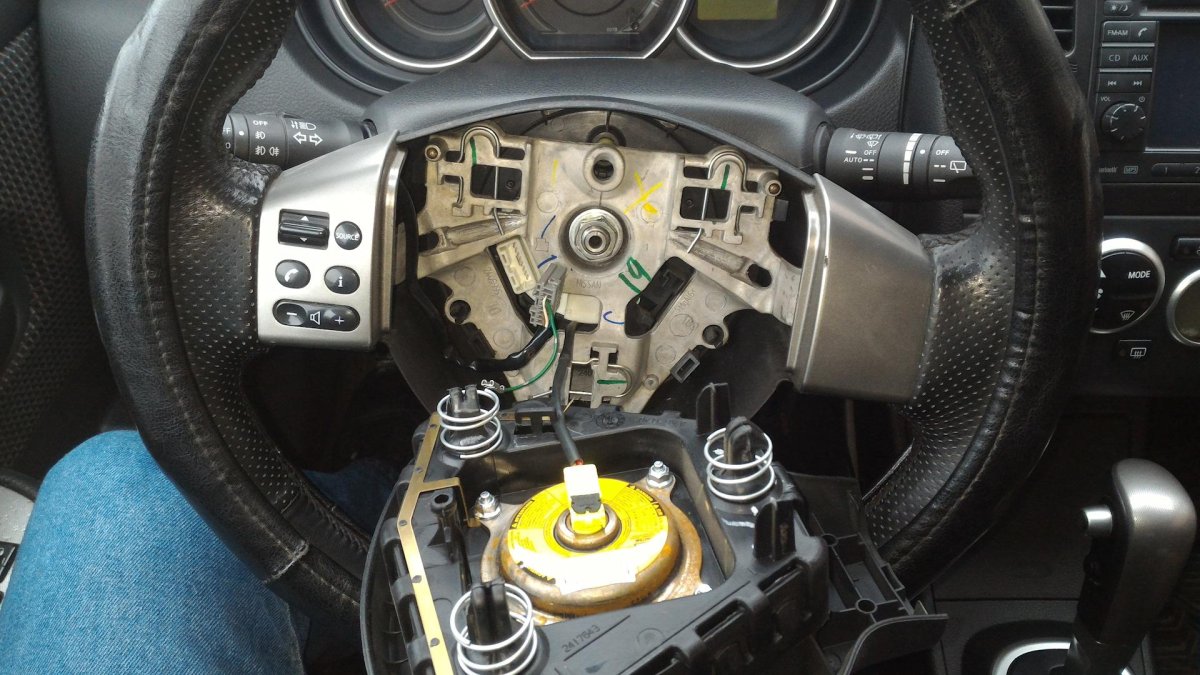 Шлейф Ниссан ноут подушки безопасности