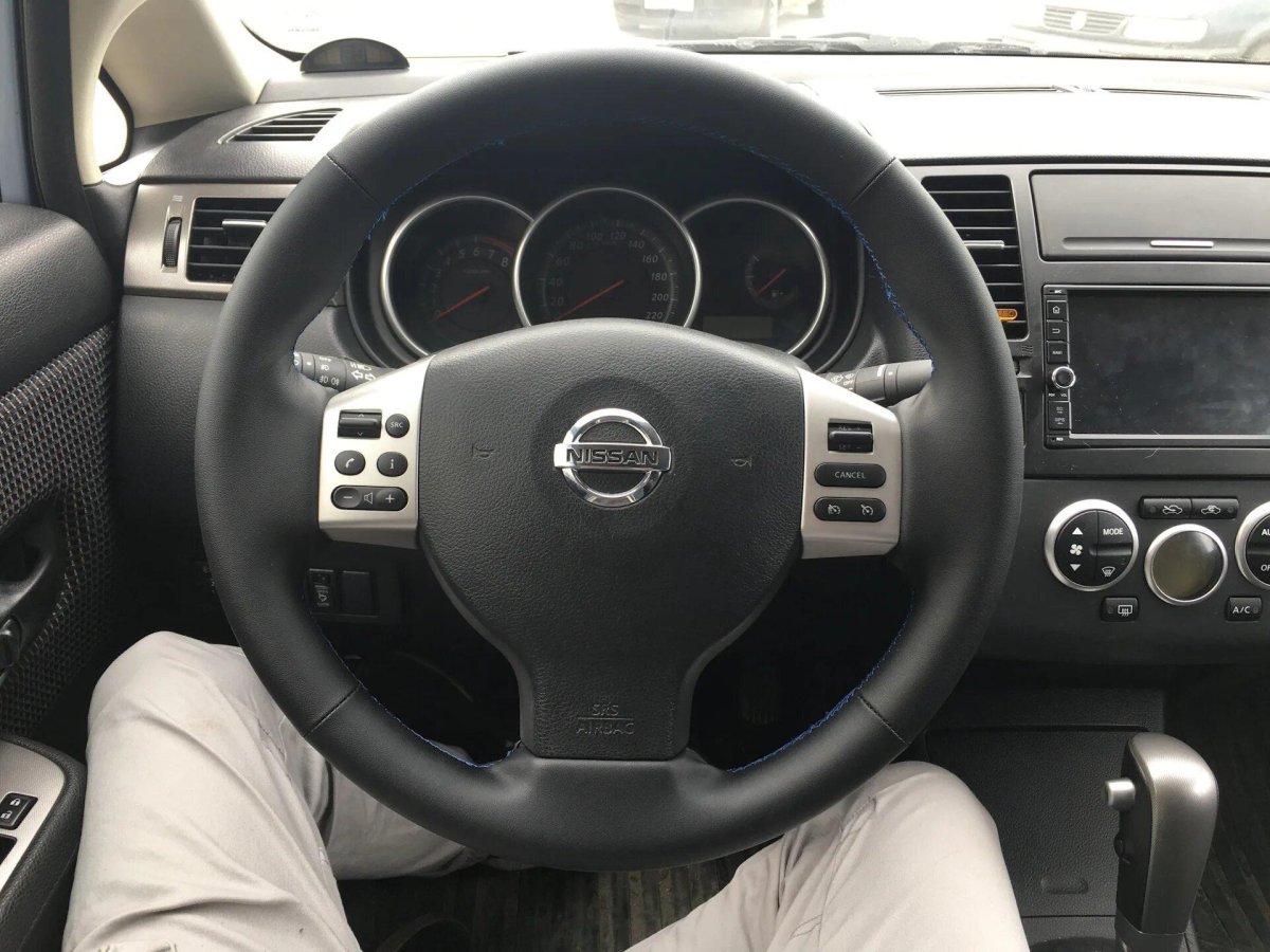 Ниссан Тиида 2008г руль