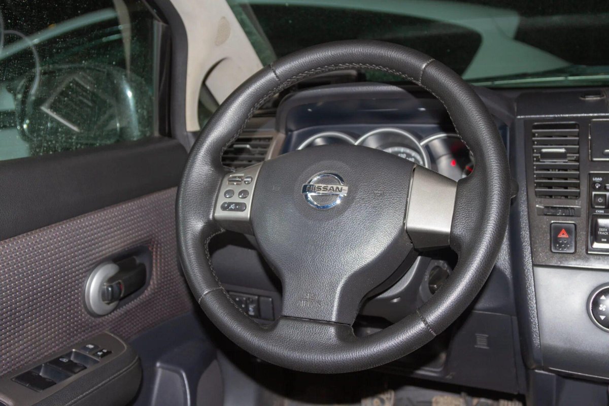 Руль Ниссан Тиида кожа