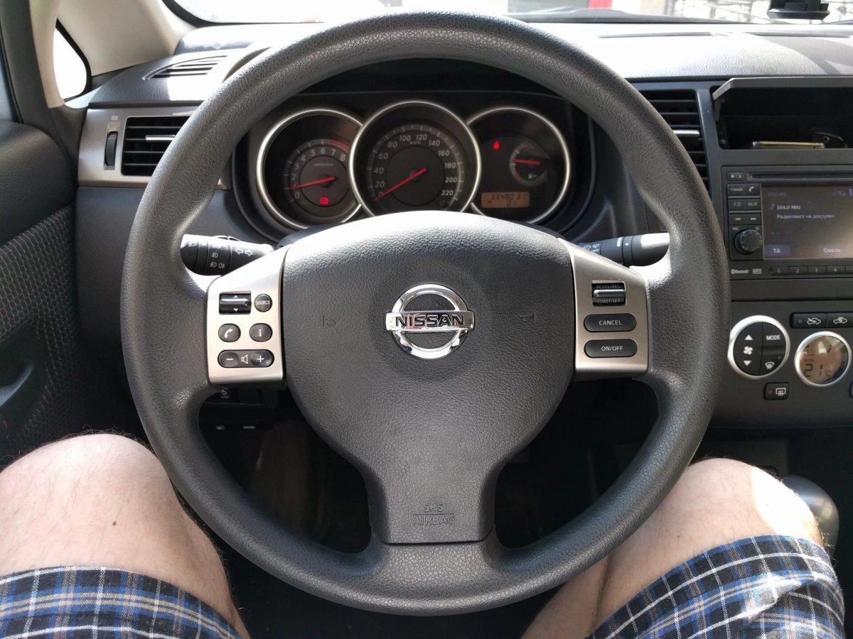 Кнопки руля Ниссан Тиида