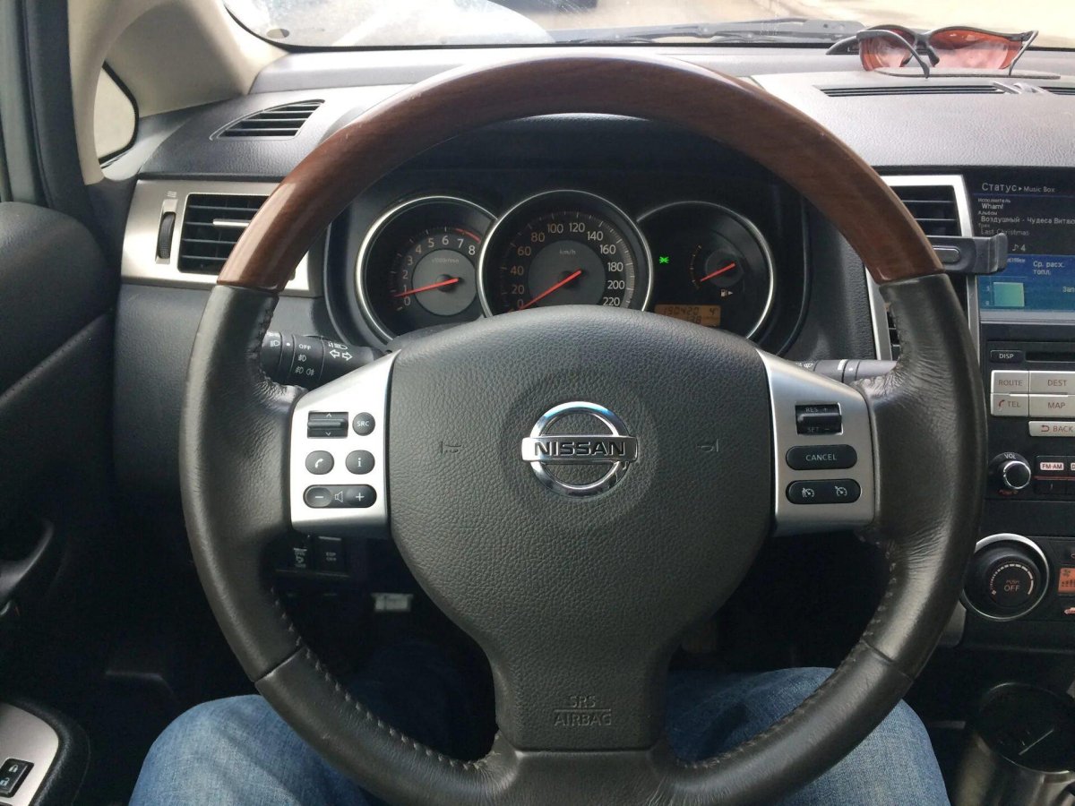 Руль Ниссан Тиида 2