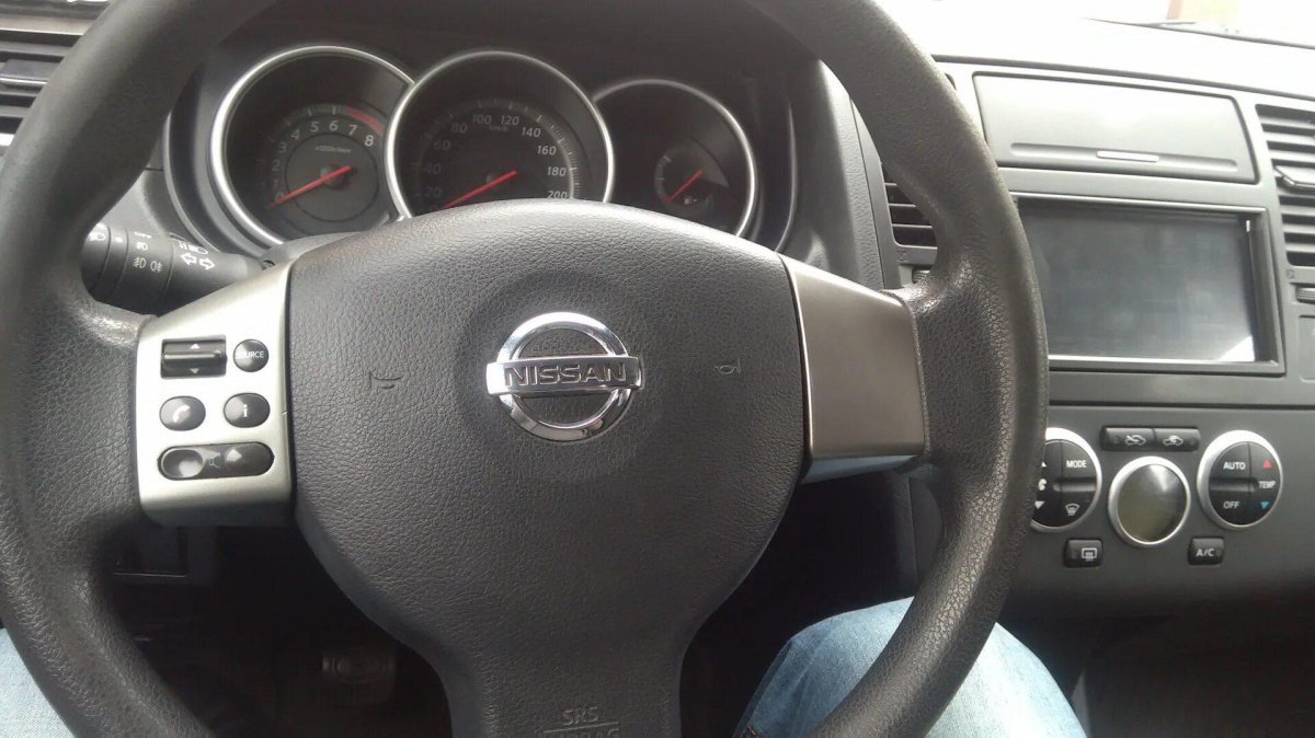 Кнопки руля Ниссан Тиида