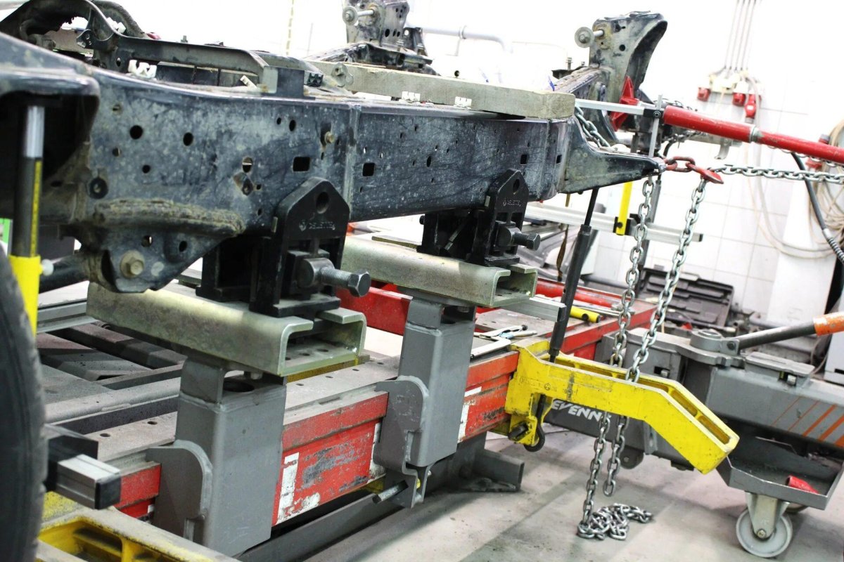 Восстановление кузова Land Cruiser 200