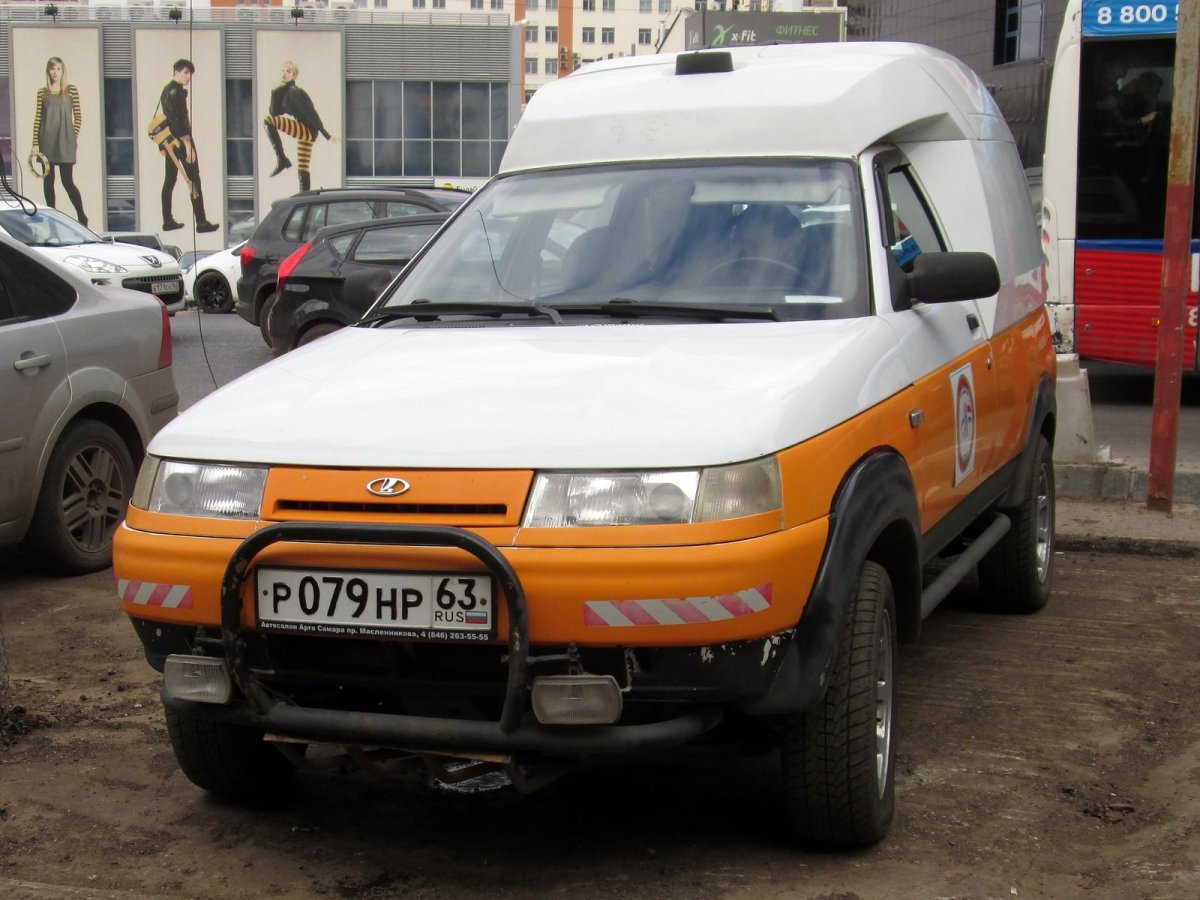 ВАЗ 2111-90