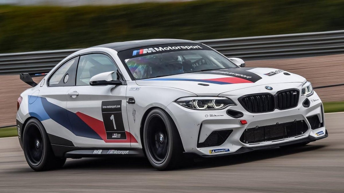 BMW m2 CS