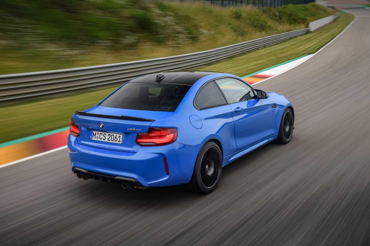 BMW m2 CS
