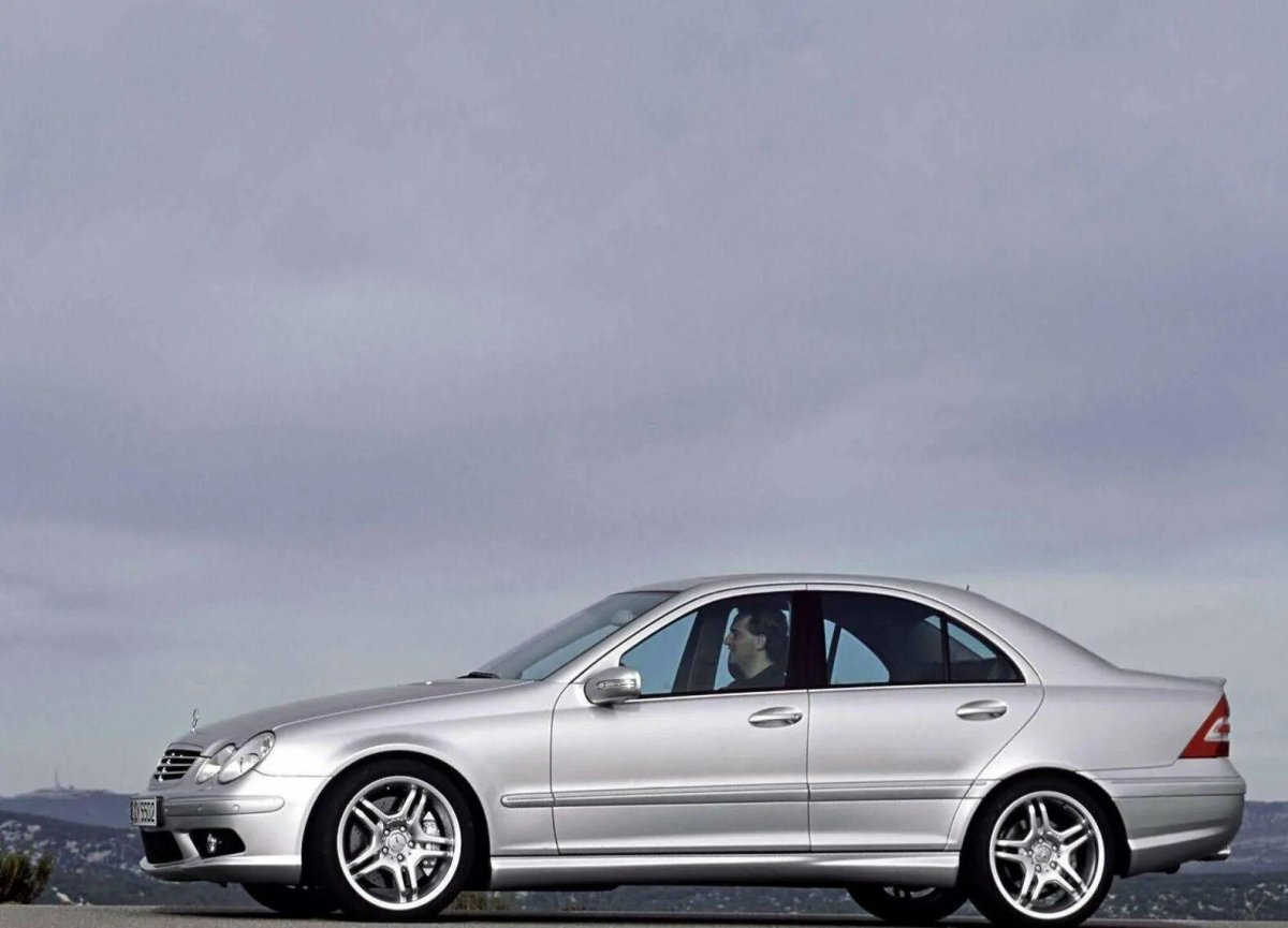 Mercedes Benz c class w203
