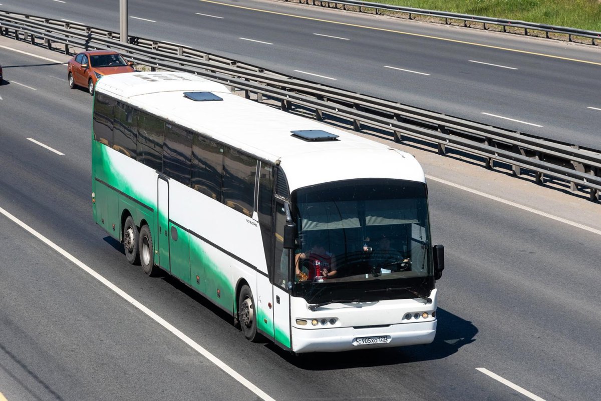 Neoplan n316s а 454 ОУ LPR