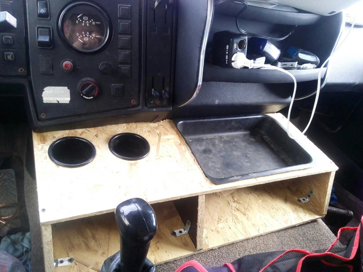 Подстаканник в МАЗ 5440