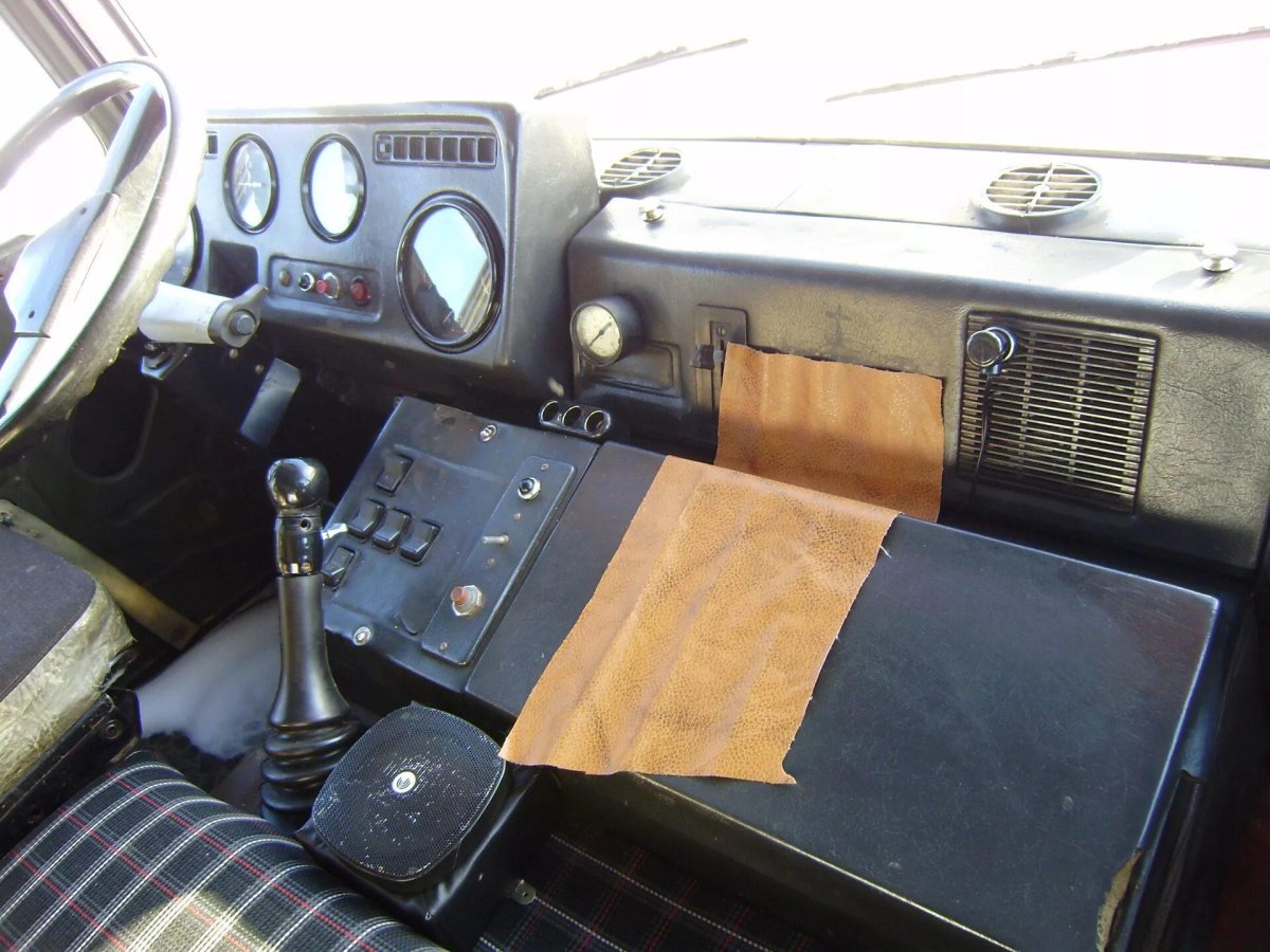 МАЗ 5337 кабина внутри