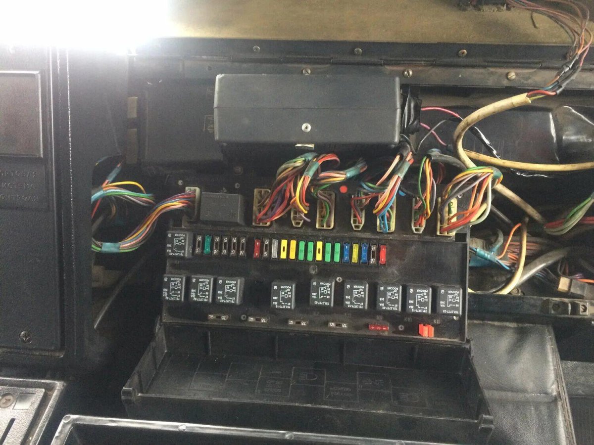 Реле стеклоочистителя МАЗ 5516