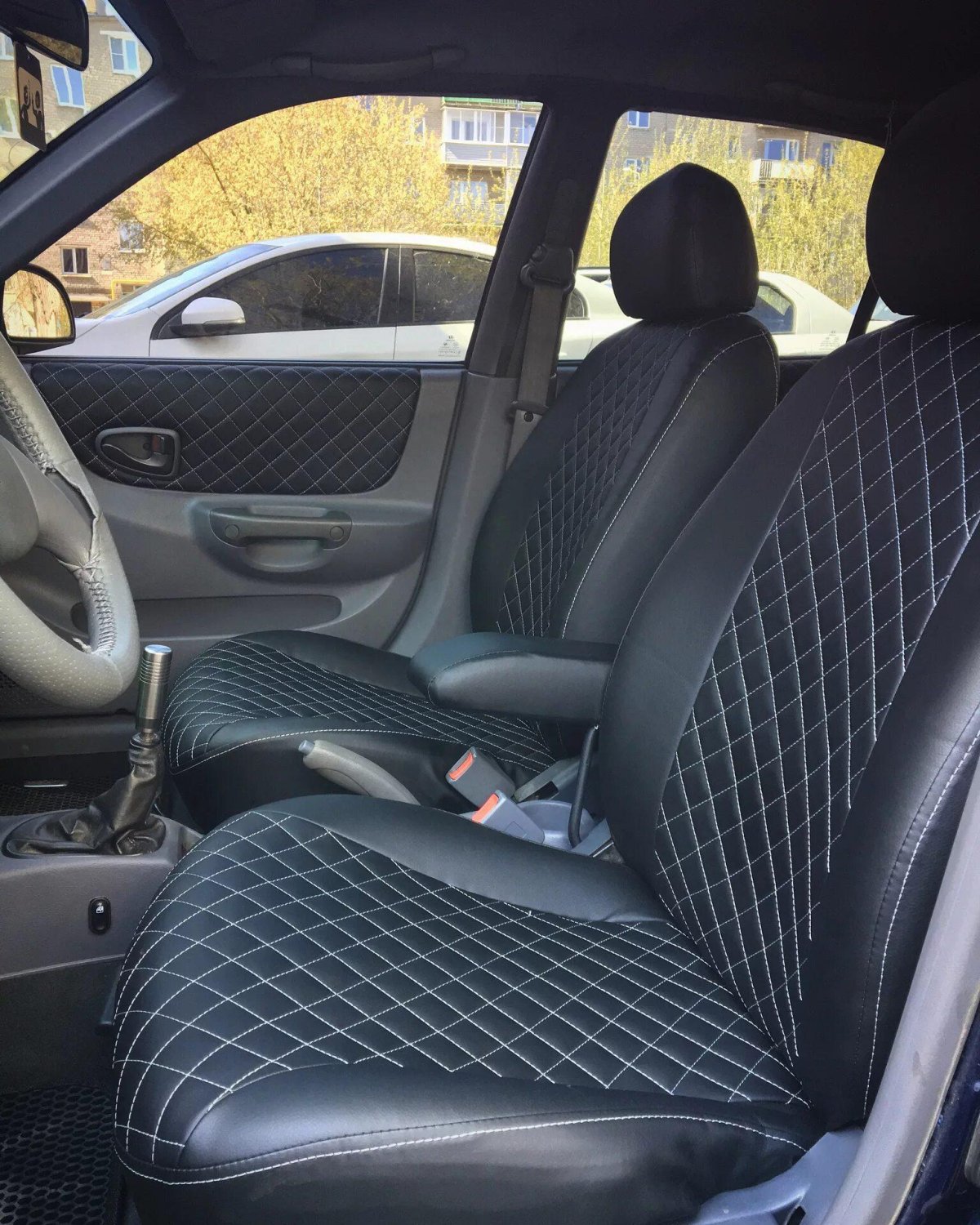 Кожаный салон Хендай акцент