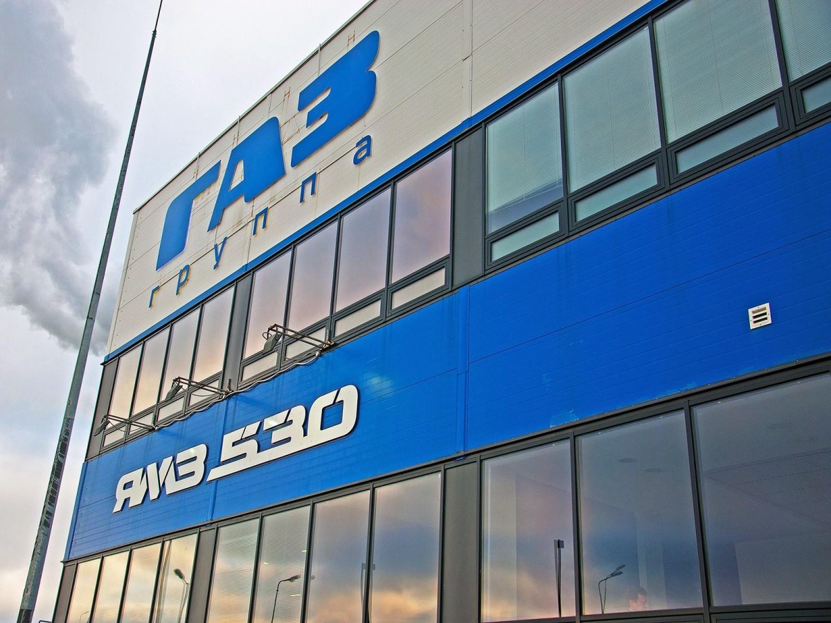 Ярославский моторный завод