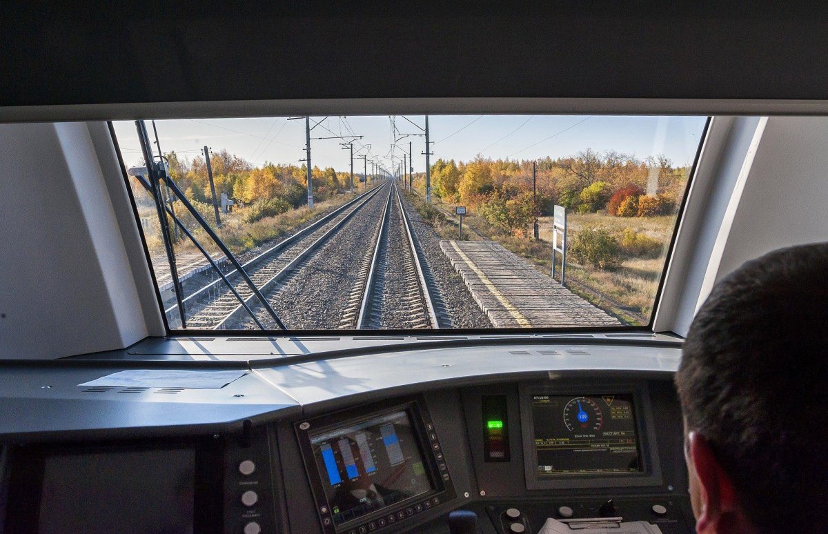 Электропоезд Ласточка Челябинск Магнитогорск