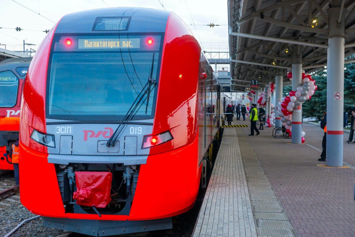 Поезд Ласточка Магнитогорск Челябинск