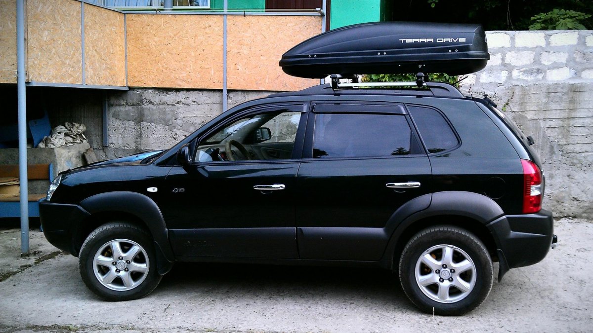 Hyundai Tucson 1 автобокс