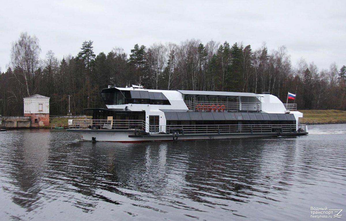 Корабль Жемчужина Москва