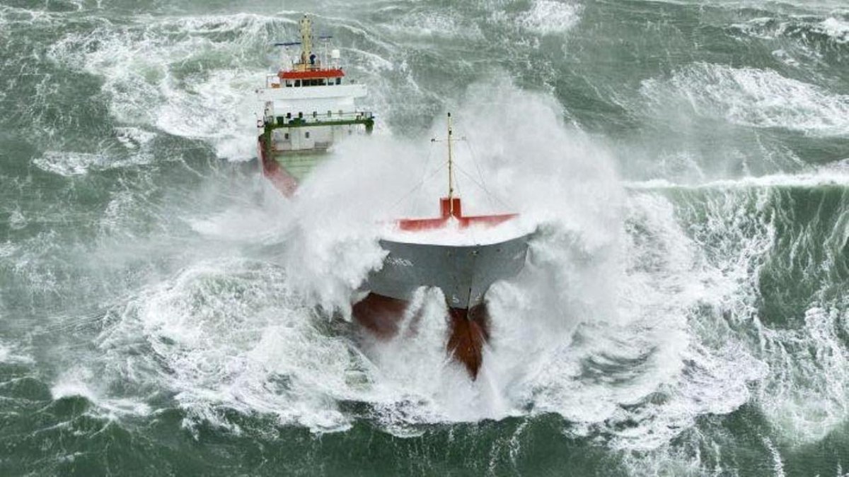 Жестокий шторм