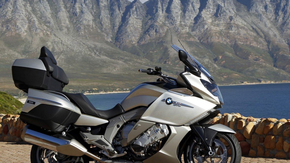 Мотоцикл БМВ 1600 GTL