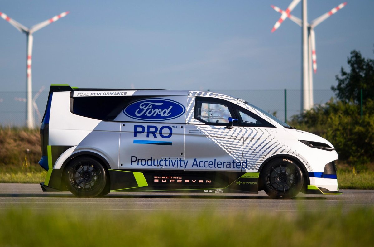 Ford Pro Electric Supervan