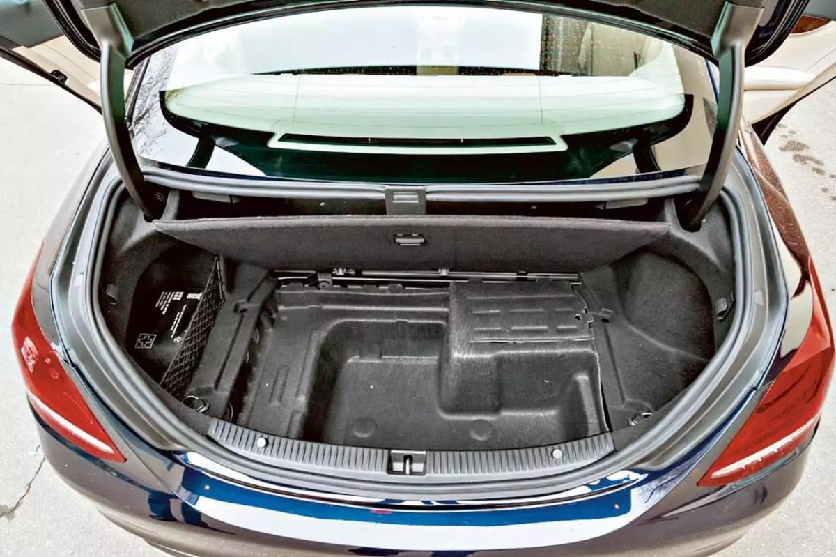 Багажник Мерседес w213