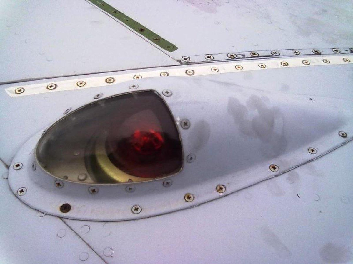 Бортовые аэронавигационные огни Бано