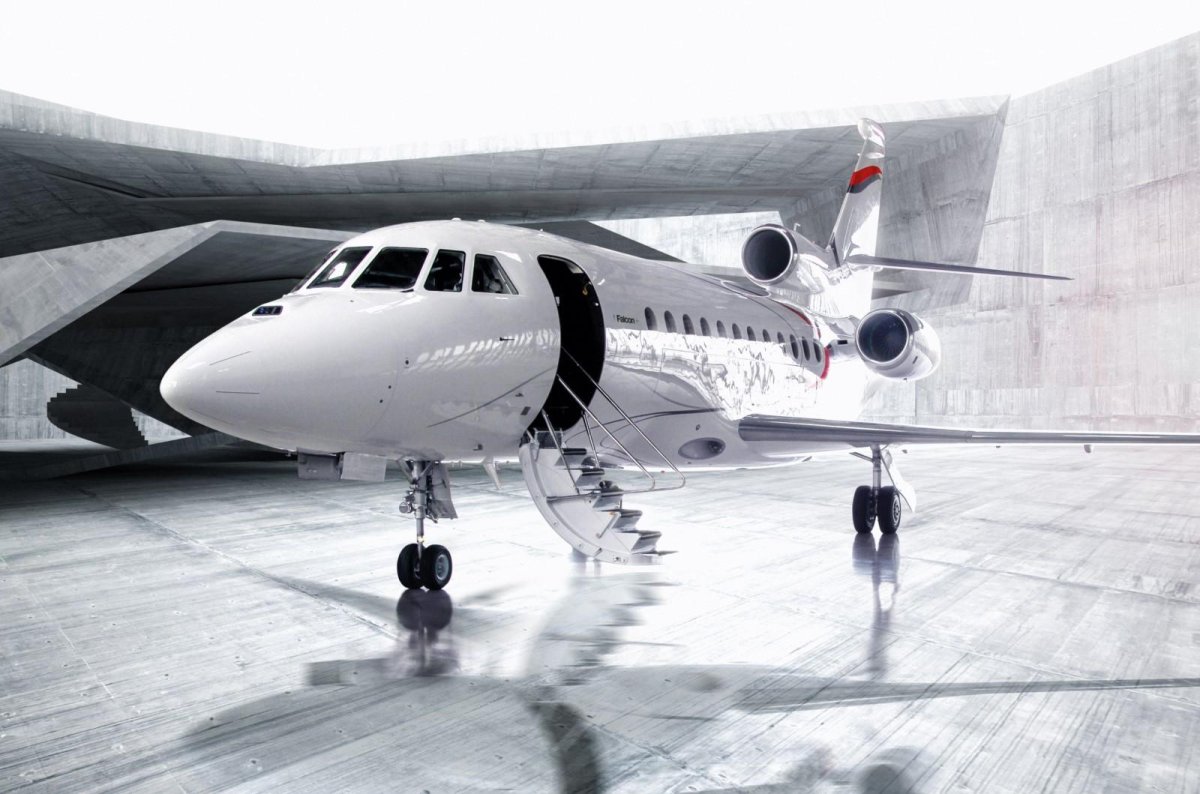 Dassault Falcon 900