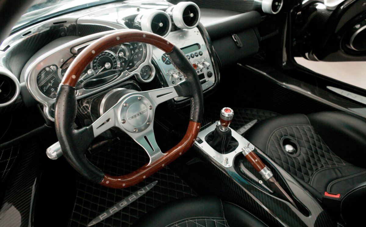 Pagani Zonda c12 салон