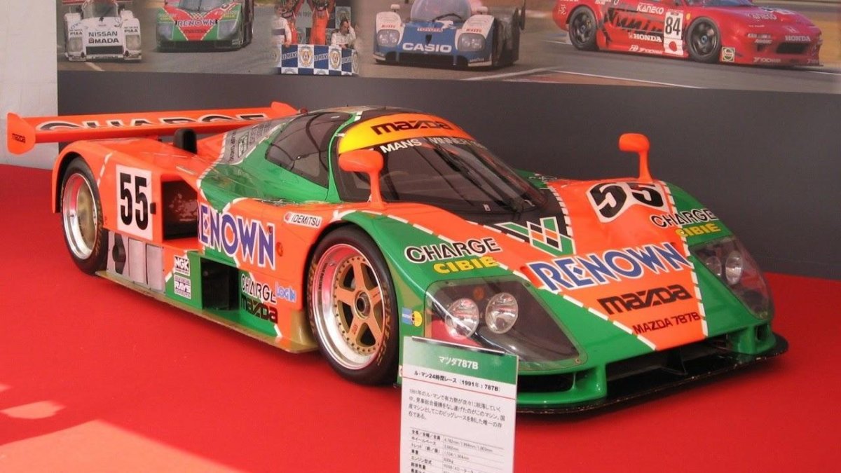 Мазда 787 б модель