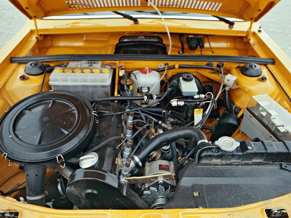 Ауди 80 под капотом