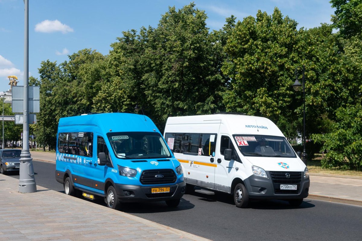 Автобус Форд