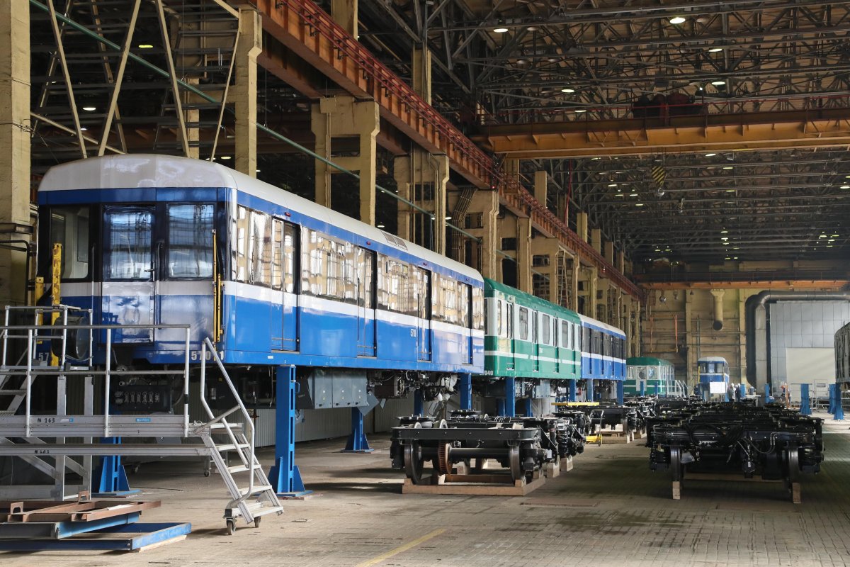 Кировский завод Санкт-Петербург