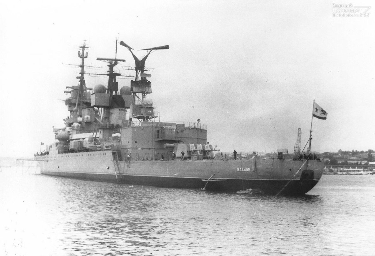 Крейсер управления, проекта 68у1: "Жданов",