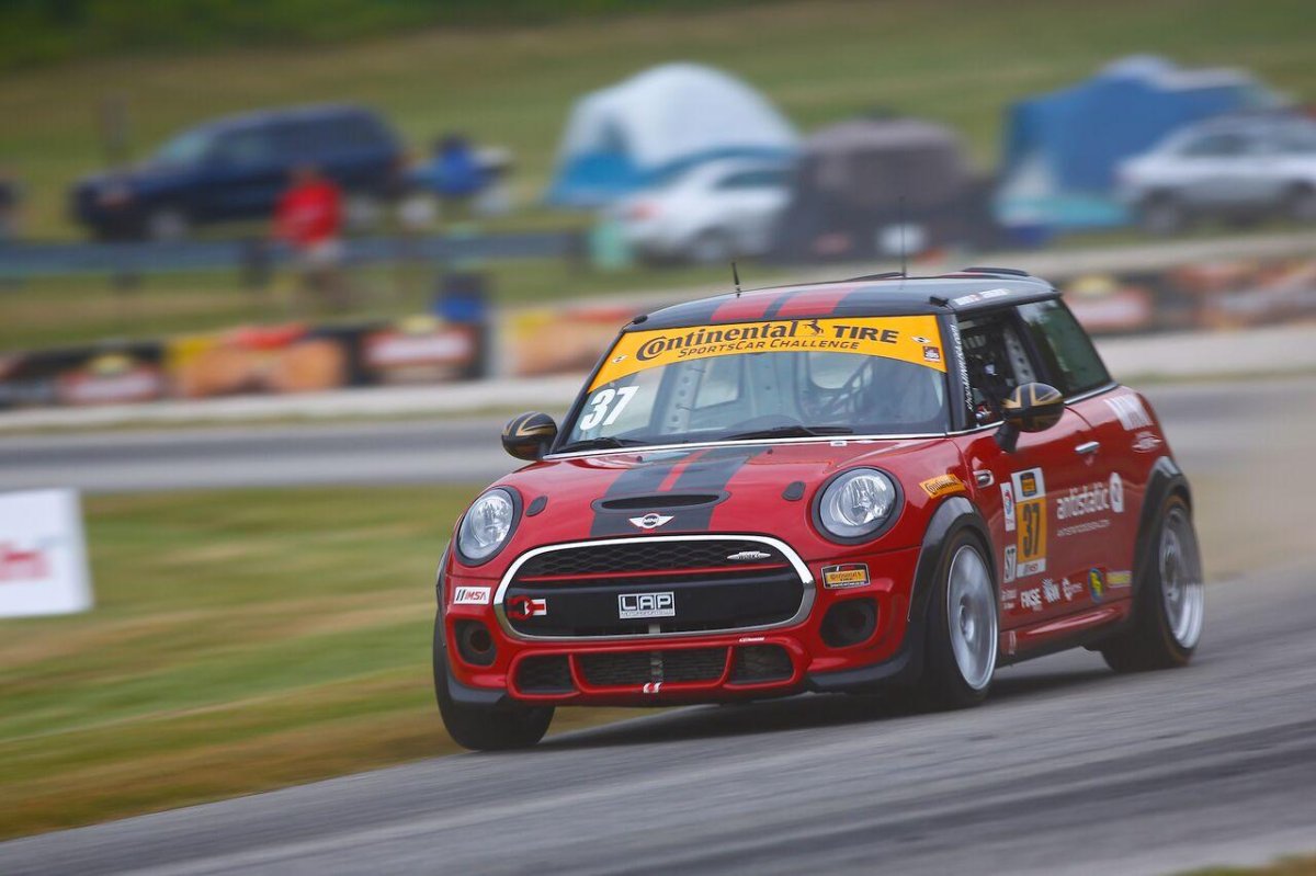 Гоночный мини Купер