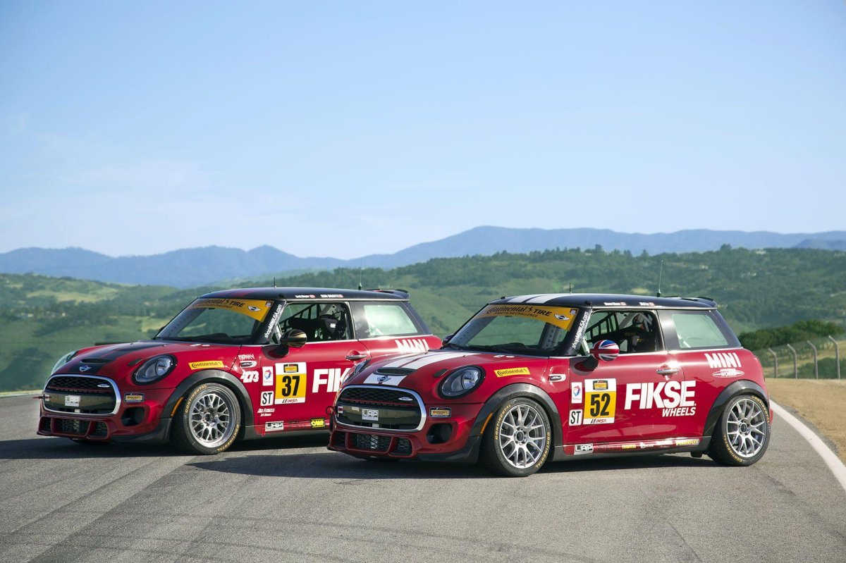 Гоночный мини Купер