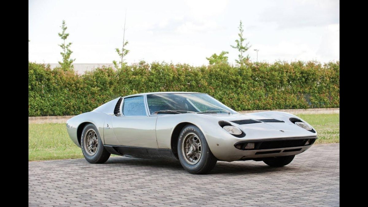 Lamborghini Miura p400